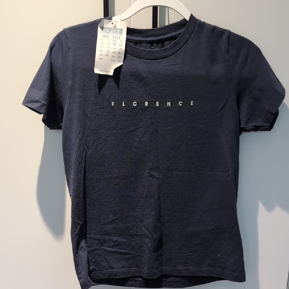 Brandy Melville Florence T-shirt